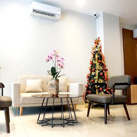 Kanna Stay Surabaya Ngoại thất bức ảnh