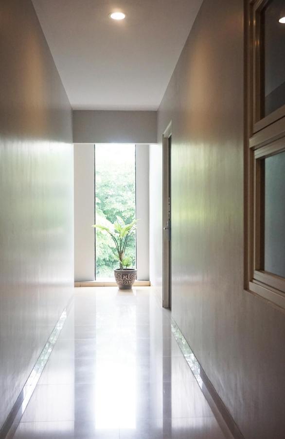 Kanna Stay Surabaya Ngoại thất bức ảnh